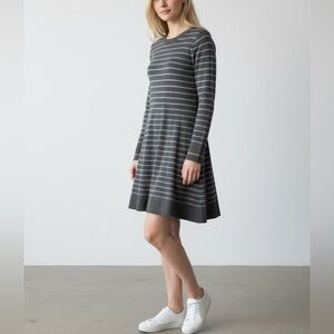 Philosophy cashmere blend long sleeved strip sweater dress size M gray and gold